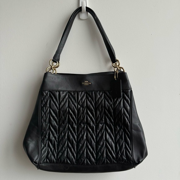 NWT Coach Lexy quilted black leather shoulder bag - Picture 4 of 6